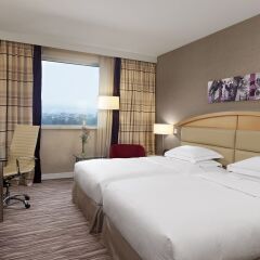 Отель Hilton Sofia комната для гостей фото 7