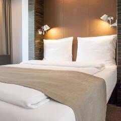 Отель Motel One Duesseldorf City комната для гостей фото 3