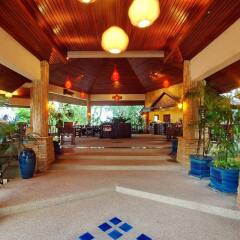 Отель Baan Hin Sai Resort & Spa интерьер отеля