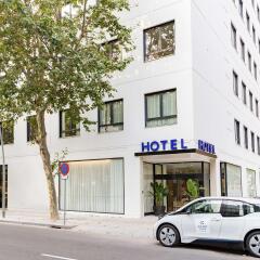 Отель Golden Tulip Barcelona парковка