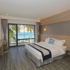 Отель Kaani Grand Seaview комната для гостей фото 5