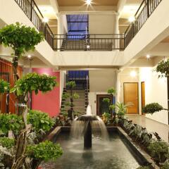 Отель Euanjitt Chill House