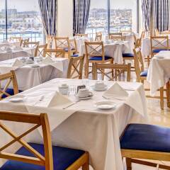 Отель The Waterfront Hotel Мальта, Гзира - отзывы, цены и фото номеров - забронировать отель The Waterfront Hotel онлайн питание