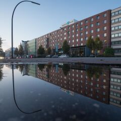 Отель Motel One Hamburg-Altona Германия, Гамбург - отзывы, цены и фото номеров - забронировать отель Motel One Hamburg-Altona онлайн приотельная территория