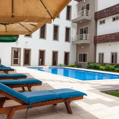 Отель Eagles Lodge Такоради с домашними животными