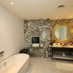 Отель Resorts World Sentosa - Hotel Michael (SG Clean) Сингапур, Сингапур - отзывы, цены и фото номеров - забронировать отель Resorts World Sentosa - Hotel Michael (SG Clean) онлайн ванная