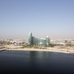 Отель Signature Holiday Homes Dubai пляж