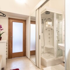 Отель Lovely Apartment on Mala Strana just 10 mins walk to scenic places Чехия, Прага - отзывы, цены и фото номеров - забронировать отель Lovely Apartment on Mala Strana just 10 mins walk to scenic places онлайн фото 2