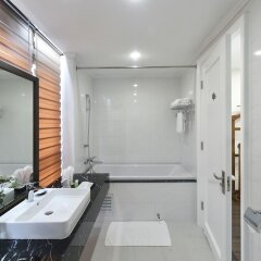Отель Garco Dragon Hotel 2 Вьетнам, Ханой - отзывы, цены и фото номеров - забронировать отель Garco Dragon Hotel 2 онлайн ванная