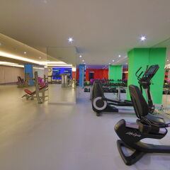 Ramada Hotel & Suites Istanbul Merter фитнесс-зал фото 3