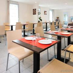 Отель Séjours & Affaires Rennes Villa Camilla питание