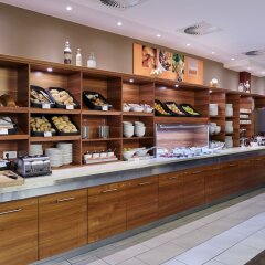 Отель Holiday Inn Express Berlin City Centre-West развлечения
