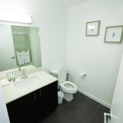 Отель Downtown Cosmopolitan Residences США, Лос-Анджелес - отзывы, цены и фото номеров - забронировать отель Downtown Cosmopolitan Residences онлайн ванная