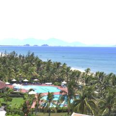 Отель Agribank Hoi An Beach Resort пляж