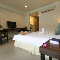 Отель Sawaddi Patong Resort & Spa 4* Стандартный номер с различными типами кроватей