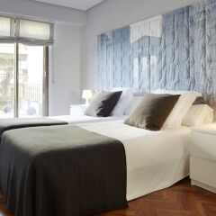 Апартаменты Miraconcha Terrace Apartment by FeelFree Rentals комната для гостей фото 5
