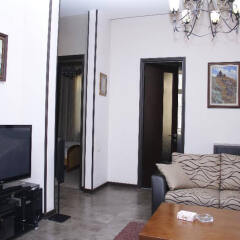 Отель FlatsInYerevan - Apartments at Vardanants Street Армения, Ереван - отзывы, цены и фото номеров - забронировать отель FlatsInYerevan - Apartments at Vardanants Street онлайн интерьер отеля фото 3
