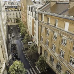 Отель Hôtel de Neuve Le Marais by Happyculture фото 27