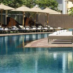 Отель Le Meridien Cairo Airport бассейн фото 3