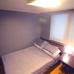 Отель Kimchee Hongdae Guesthouse комната для гостей фото 3
