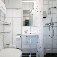 Thon Hotel Astoria in Oslo, Norway from 201$, photos, reviews - zenhotels.com bathroom
