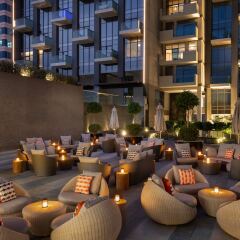 Отель Millennium Atria Business Bay гостиничный бар