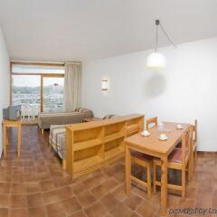 Отель Apartamentos Sa Clau комната для гостей фото 5
