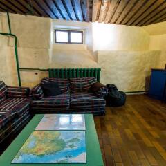 Old Town Hostel Alur комната для гостей