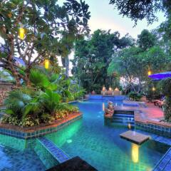 Отель Gazebo Resort Pattaya Таиланд, Паттайя - 10 отзывов об отеле, цены и фото номеров - забронировать отель Gazebo Resort Pattaya онлайн бассейн фото 2