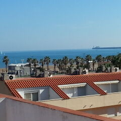 Отель Valencia Beach Suites Wifi Fibra пляж