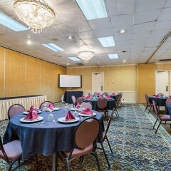 Отель Clarion Inn I-10 East at Beltway фото 2