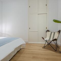 Отель Apartamento Puerta del Sol VI Испания, Мадрид - отзывы, цены и фото номеров - забронировать отель Apartamento Puerta del Sol VI онлайн комната для гостей фото 2