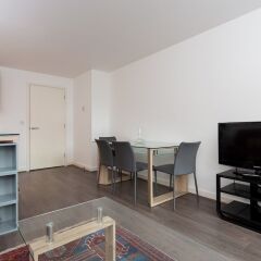 Отель 2 Bedroom Flat In Holloway With Balcony And Courtyard комната для гостей фото 5