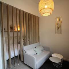 Отель Nice Booking - Centre Nice - Massena Франция, Ницца - отзывы, цены и фото номеров - забронировать отель Nice Booking - Centre Nice - Massena онлайн комната для гостей фото 2