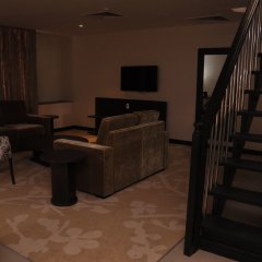 Golden Tulip Oniru Suites in Lagos, Nigeria from 95$, photos, reviews - zenhotels.com room amenities photo 2