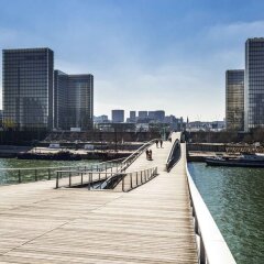 Отель Mercure Paris Boulogne Булонь-Бийанкур приотельная территория