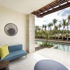 Отель Unique Club at Lopesan Costa Bávaro - All Inclusive Доминикана, Пунта Кана - отзывы, цены и фото номеров - забронировать отель Unique Club at Lopesan Costa Bávaro - All Inclusive онлайн балкон