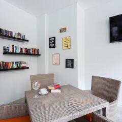 Отель Austrian Garden/Tai Pan Village развлечения