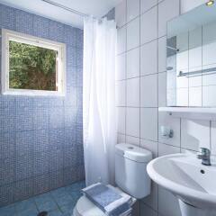 Primavera Beach Hotel Studios & Apartments ванная