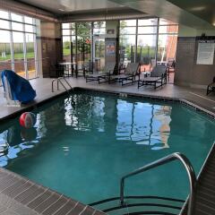 Отель SpringHill Suites Minneapolis-St Paul Airpt/Mall of America США, Блумингтон - отзывы, цены и фото номеров - забронировать отель SpringHill Suites Minneapolis-St Paul Airpt/Mall of America онлайн бассейн