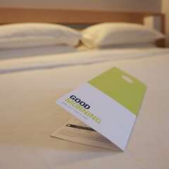 Отель Four Points By Sheraton Surabaya Сурабая сейф в номере