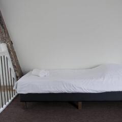 Отель Old City Centre apartments - Central Station area Нидерланды, Амстердам - отзывы, цены и фото номеров - забронировать отель Old City Centre apartments - Central Station area онлайн детские мероприятия