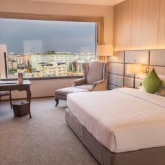 Отель Swissotel Bangkok Ratchada комната для гостей фото 3