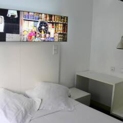 Отель Hostal Gat Xino Барселона удобства в номере фото 2