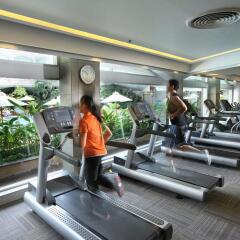 Отель Dusit Thani Bangkok Бангкок фитнесс-зал фото 2