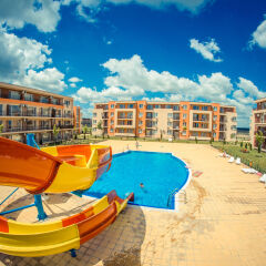 Отель Holiday Fort Golf Club Болгария, Солнечный берег - отзывы, цены и фото номеров - забронировать отель Holiday Fort Golf Club онлайн пляж фото 2