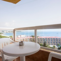 Отель Econotel Las Palomas Apartments Испания, Магалуф - отзывы, цены и фото номеров - забронировать отель Econotel Las Palomas Apartments онлайн балкон