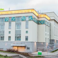 Гостиница Holiday Inn Moscow Tagansky (бывший Симоновский) в Москве - забронировать гостиницу Holiday Inn Moscow Tagansky (бывший Симоновский), цены и фото номеров Москва вид на фасад фото 2