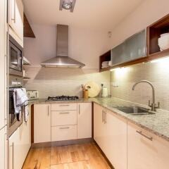 Апартаменты Charlotte Sq. Apartment Private Garden Эдинбург в номере