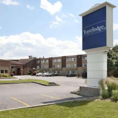 Отель Travelodge by Wyndham Ottawa East Канада, Оттава - отзывы, цены и фото номеров - забронировать отель Travelodge by Wyndham Ottawa East онлайн парковка